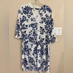 Mlle Gabrielle Floral Print Swim Cover-Up Dress - Blue and White